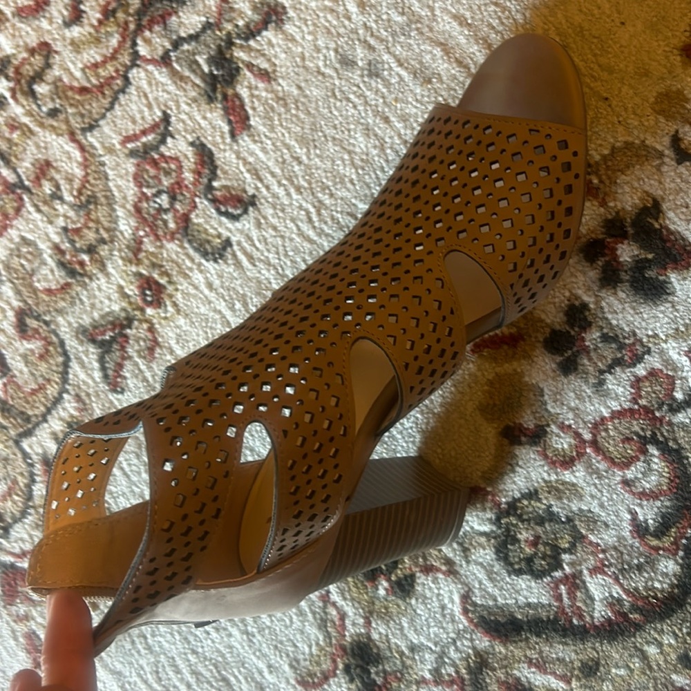 Super comfortable.  I’m ready to clean out the 100’s of shoes that I have